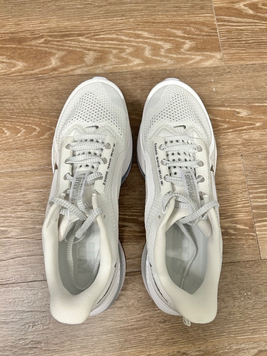 Nike Pegasus Premium, White/Metallic Silver main image 7